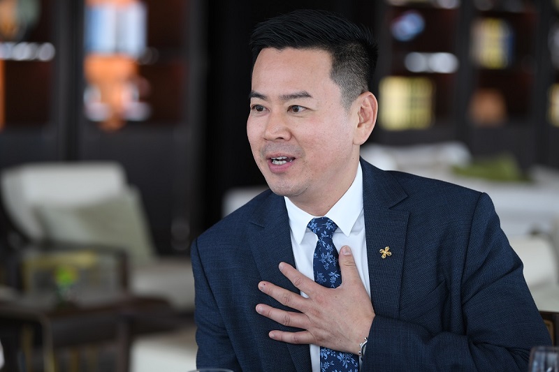 Giang Ca là tác giả của nhà cái Mibet.