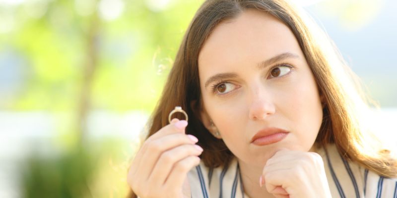 Số 14 và 41 rất phù hợp khi mơ thấy người yêu cũ còn tình cảm